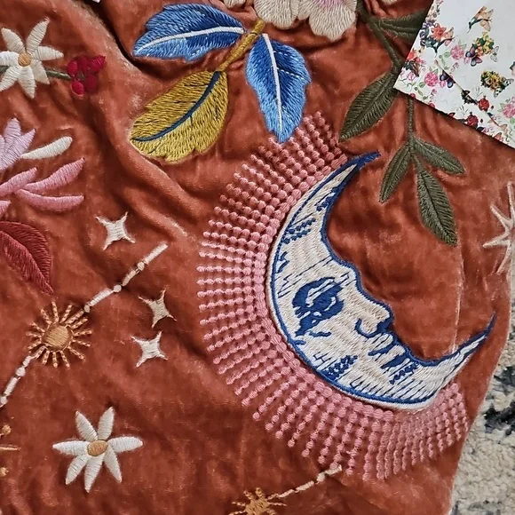 Johnny Was Celestin Velvet Tote  - Rare - EUC -  Price Firm - Picture 4 of 17